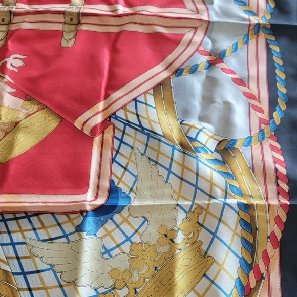 Vintage HERMES Scarf - Picture 3 of 11